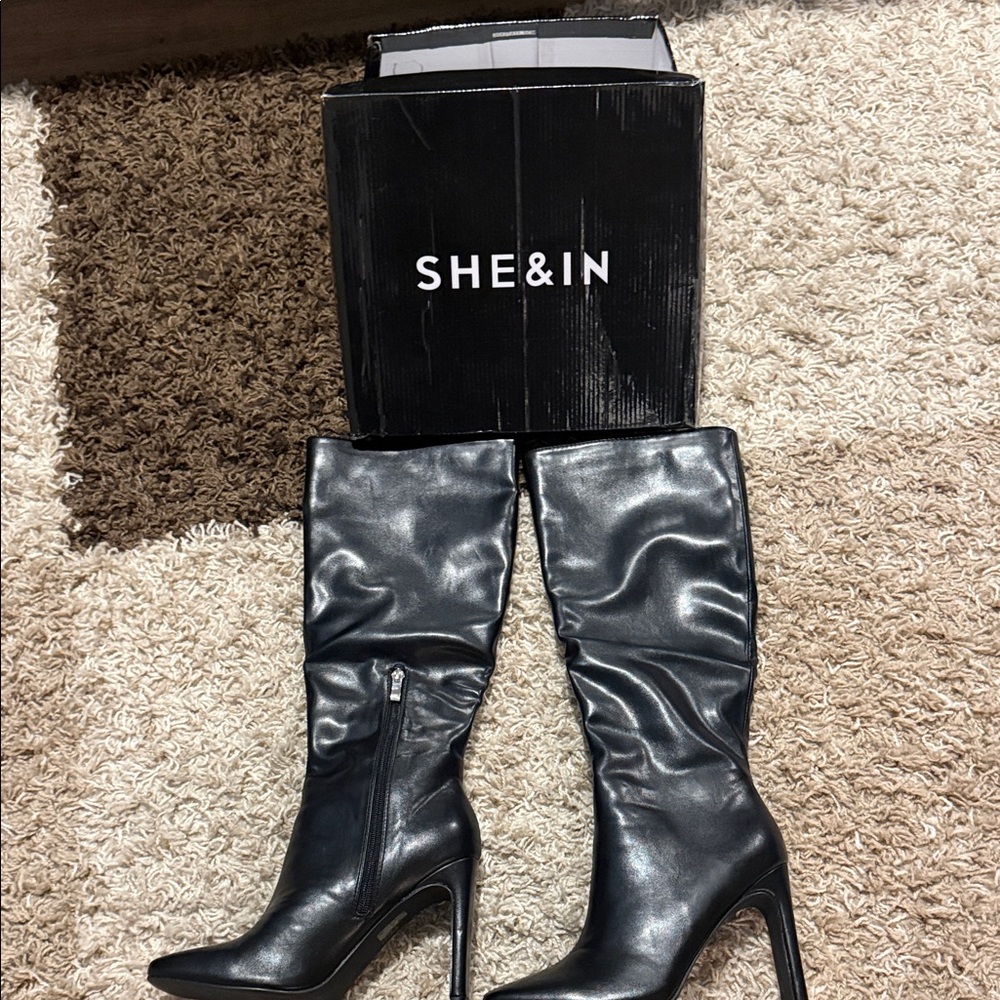 SHEIN Shiny Black Heeled Boots EUR 40